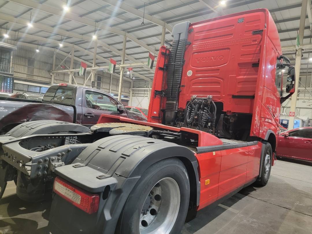 2016 VOLVO FH-Series — 897998 KM — Lot B757349 — Main - Marhaba Auctions Used Cars - Image 4