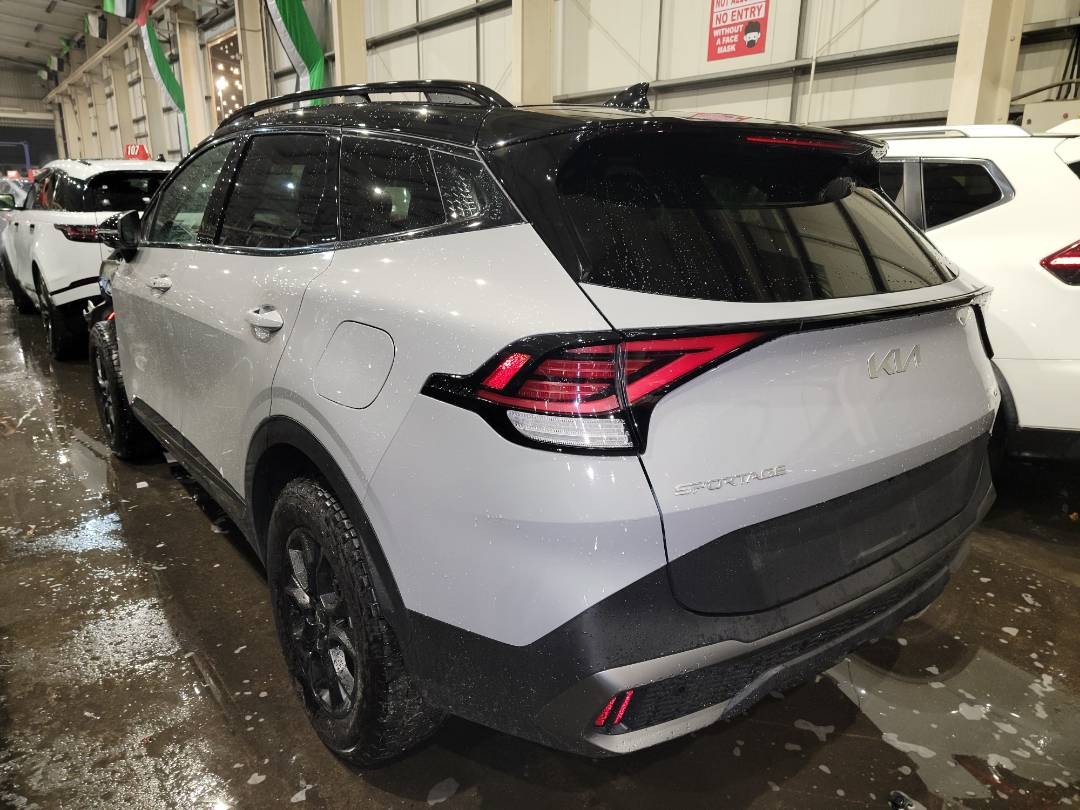 2023 KIA SPORTAGE — 9904 Miles — Lot 70077043 - Marhaba Auctions Used Cars - Image 3