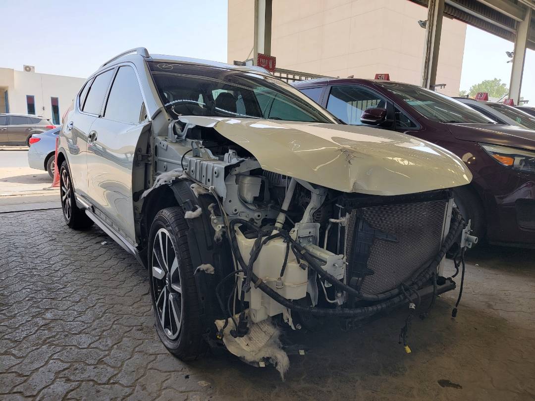 2018 NISSAN ROGUE — 60413 Miles — Lot W459965 — Main - Marhaba Auctions Used Cars - Image 4