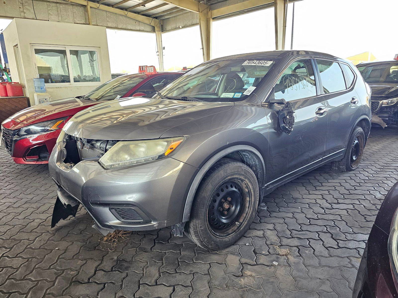 NISSAN ROGUE 2015 - Marhaba Auction Used Cars - Image 4