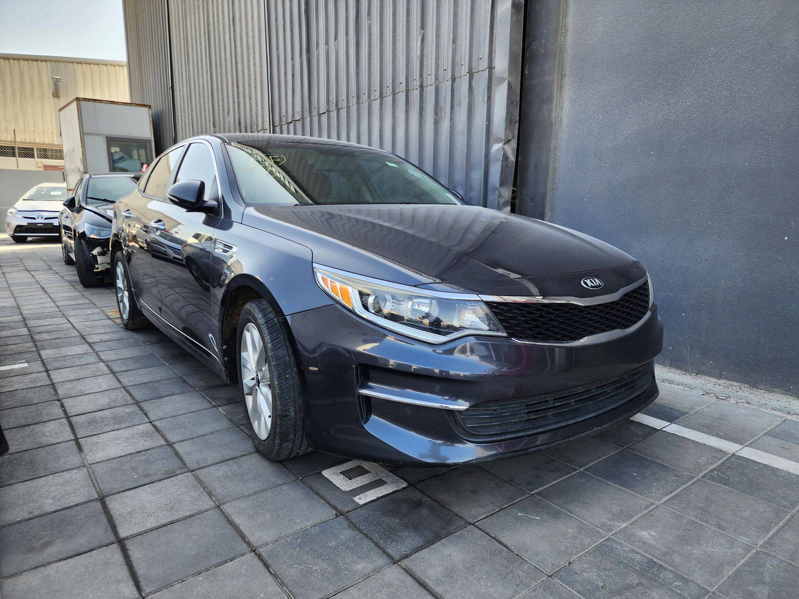 2017 KIA OPTIMA — 180265 Miles — Lot 80964994 — Al Quoz - Marhaba Auctions Used Cars - Image 3