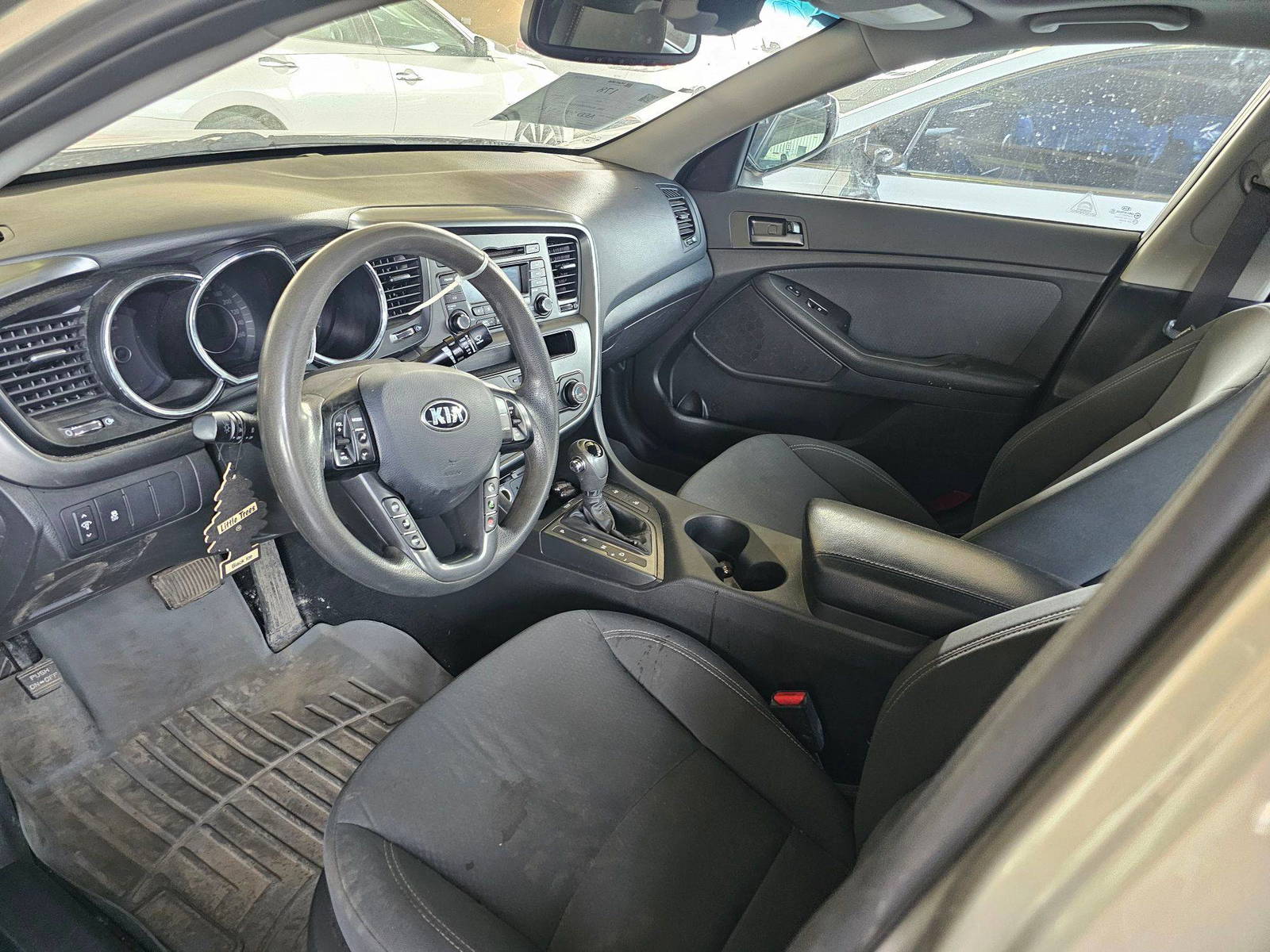 2013 KIA OPTIMA — 203686 KM — Lot D5380013 — Main - Marhaba Auctions Used Cars - Image 8