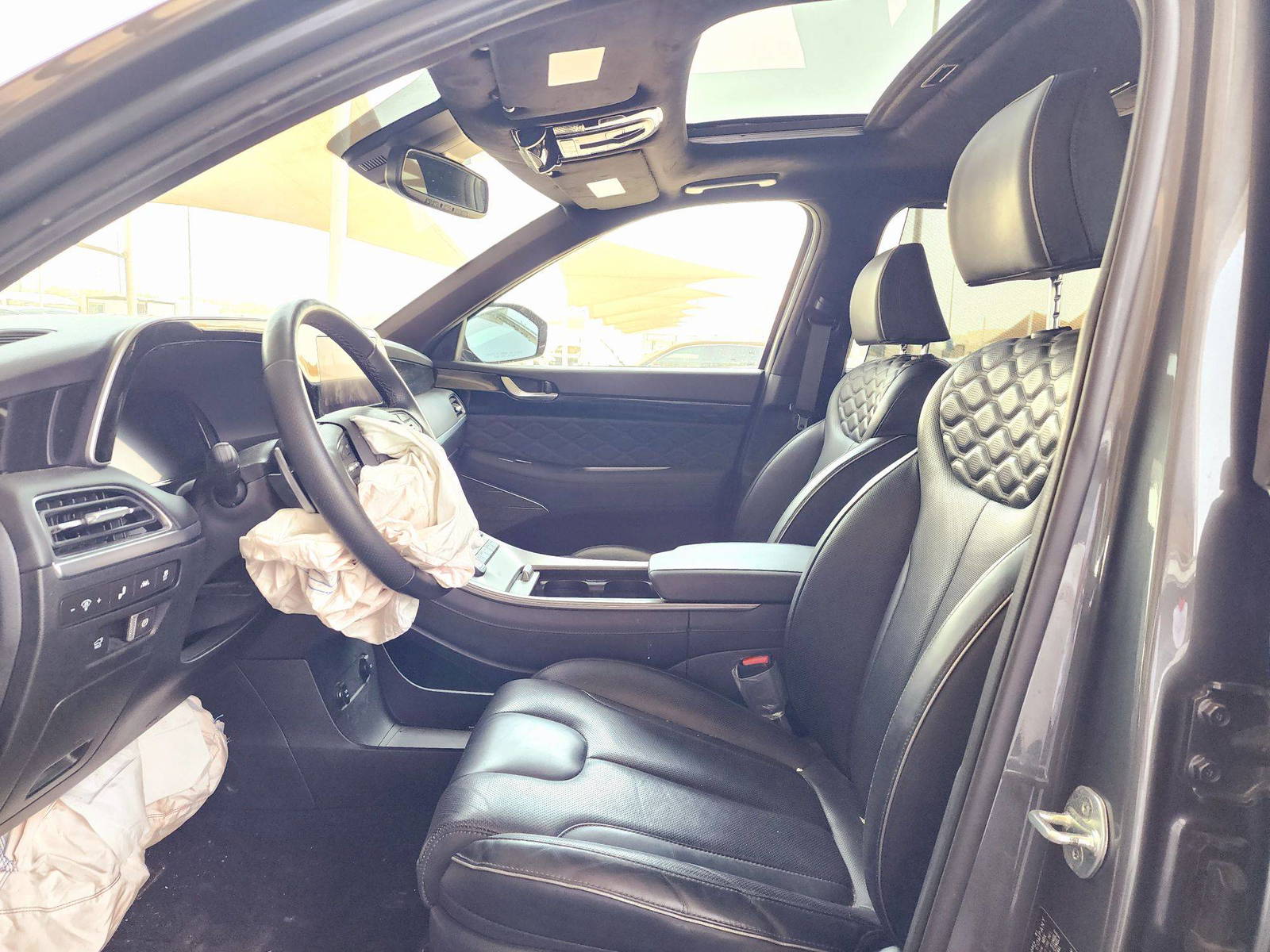 2022 HYUNDAI PALISADE CALLIGRAPHY — 43822 Miles — Lot 41443753 — Souq - Marhaba Auctions Used Cars - Image 9