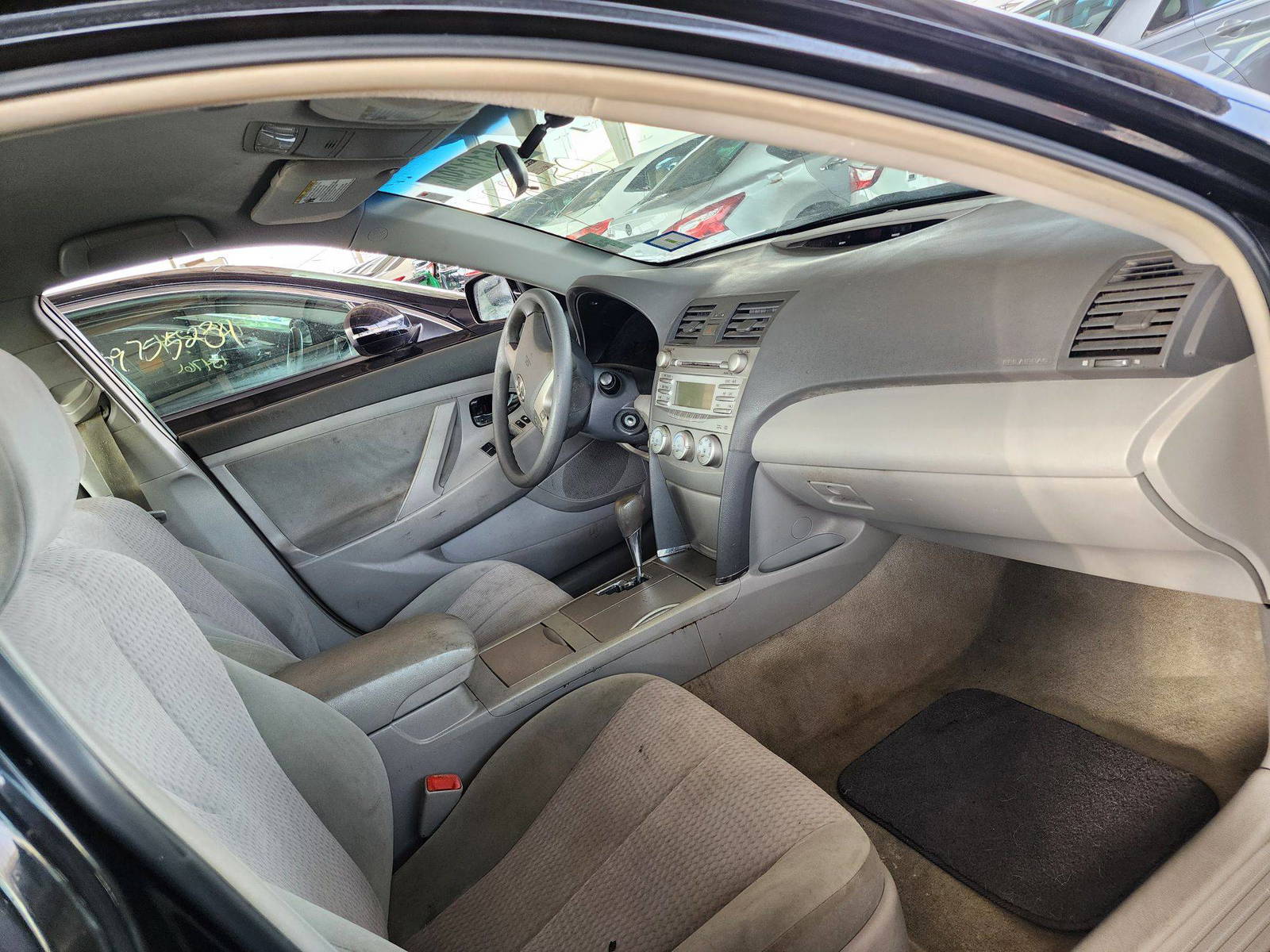 2010 TOYOTA CAMRY — 233030 Miles — Lot 45131394 — Ind. 12 - Marhaba Auctions Used Cars - Image 5