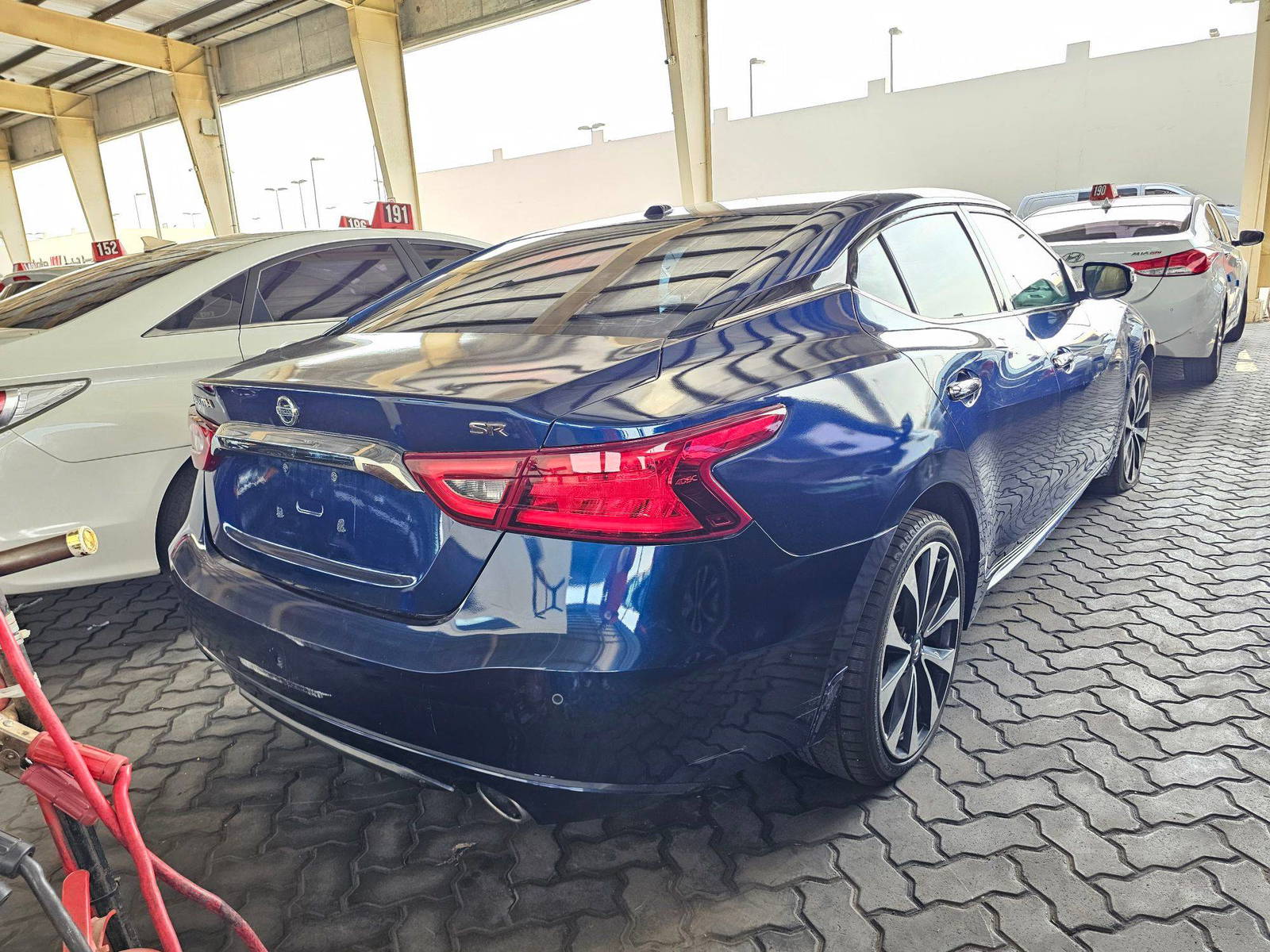 2016 NISSAN MAXIMA — 207335 KM — Lot 12321158 — Souq - Marhaba Auctions Used Cars - Image 3