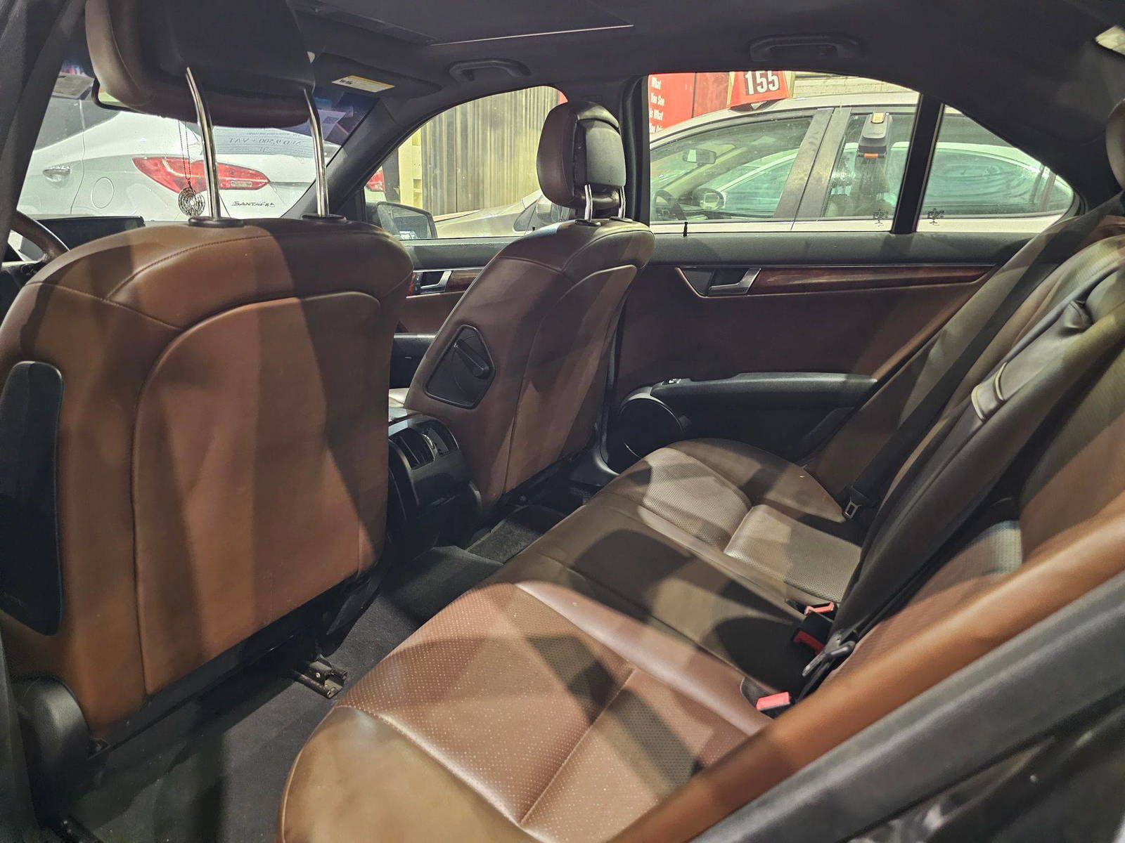 2011 MERCEDES BENZ C300 — 221131 KM — Lot BR166081 — Main - Marhaba Auctions Used Cars - Image 7
