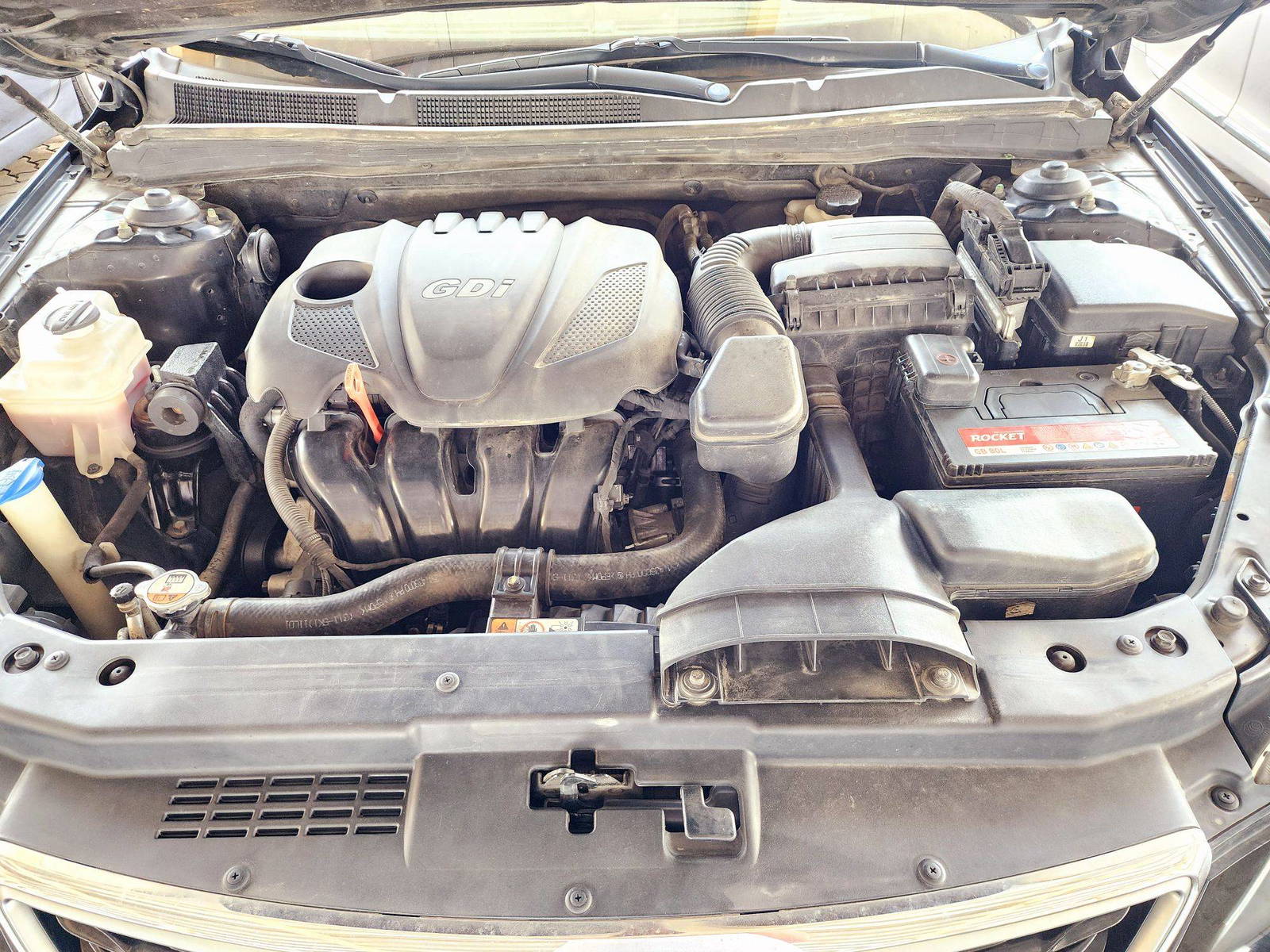 2012 KIA K7 — 209410 KM — Lot 084323 — Souq - Marhaba Auctions Used Cars - Image 11