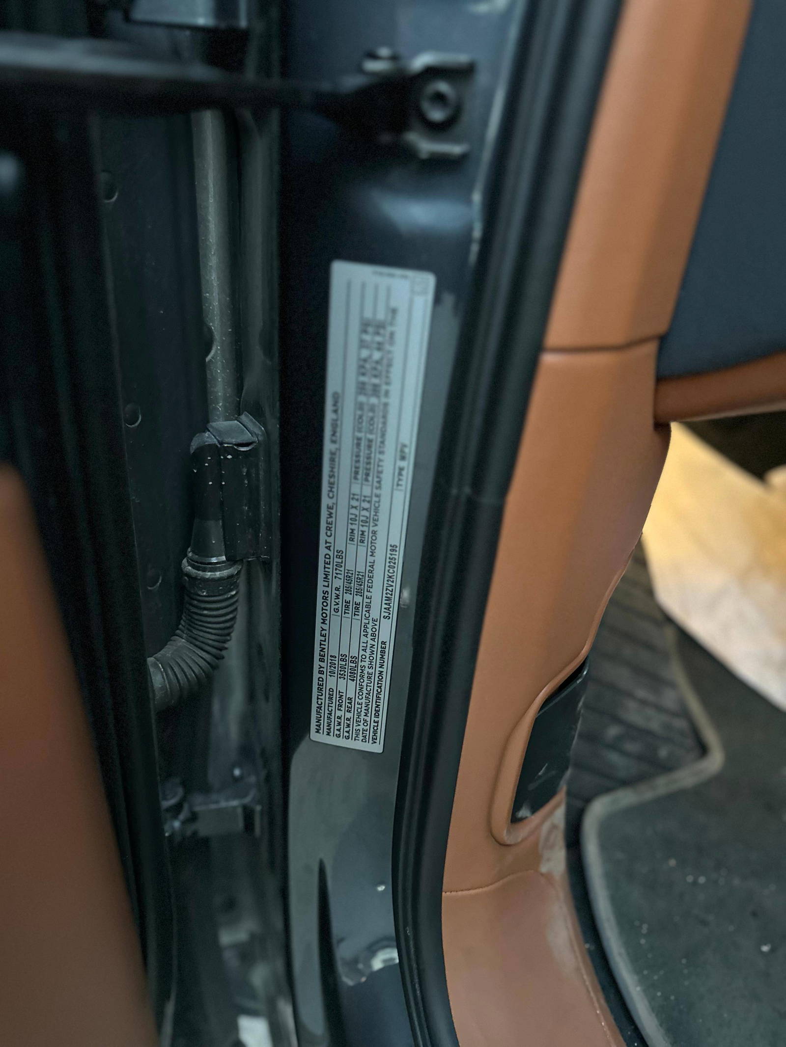 2019 BENTLEY BENTAYGA — 54773 KM — Lot 25195 — Al Quoz - Marhaba Auctions Used Cars - Image 12