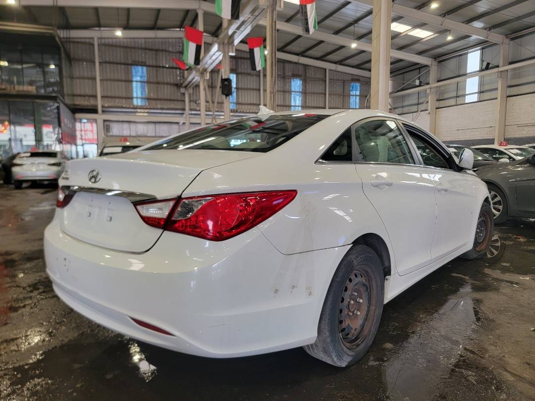 2013 HYUNDAI SONATA — 157788 Miles — Lot H536579 — Main - Marhaba Auctions Used Cars - Image 3