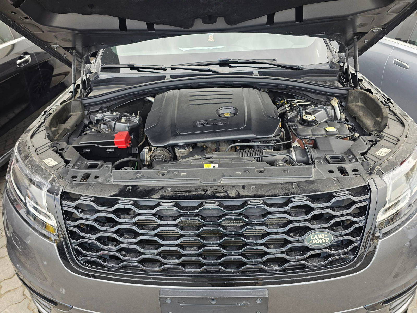 2018 LAND ROVER RANGE ROVER VELAR — 149944 KM — Lot 756638 — Souq - Marhaba Auctions Used Cars - Image 12