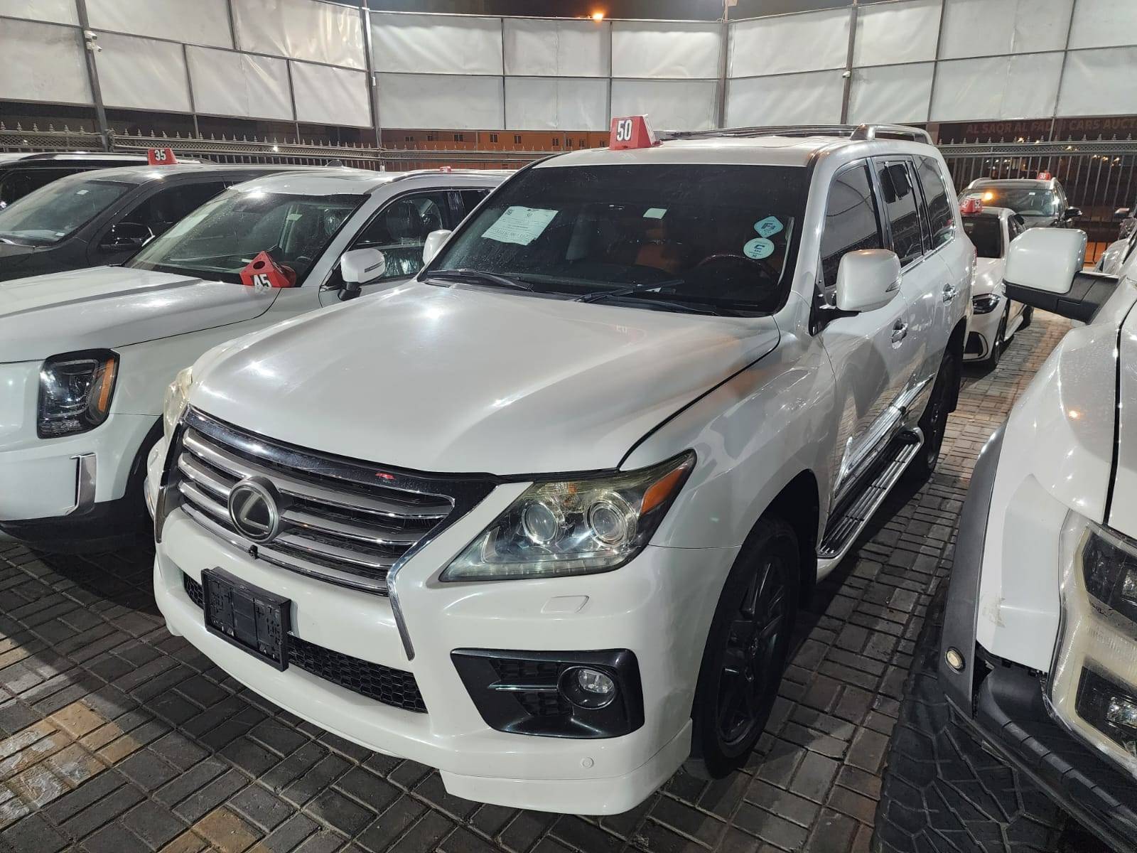 2012 LEXUS LX 570 — 349847 KM — Lot 084989 - Marhaba Auctions Used Cars - Image 4