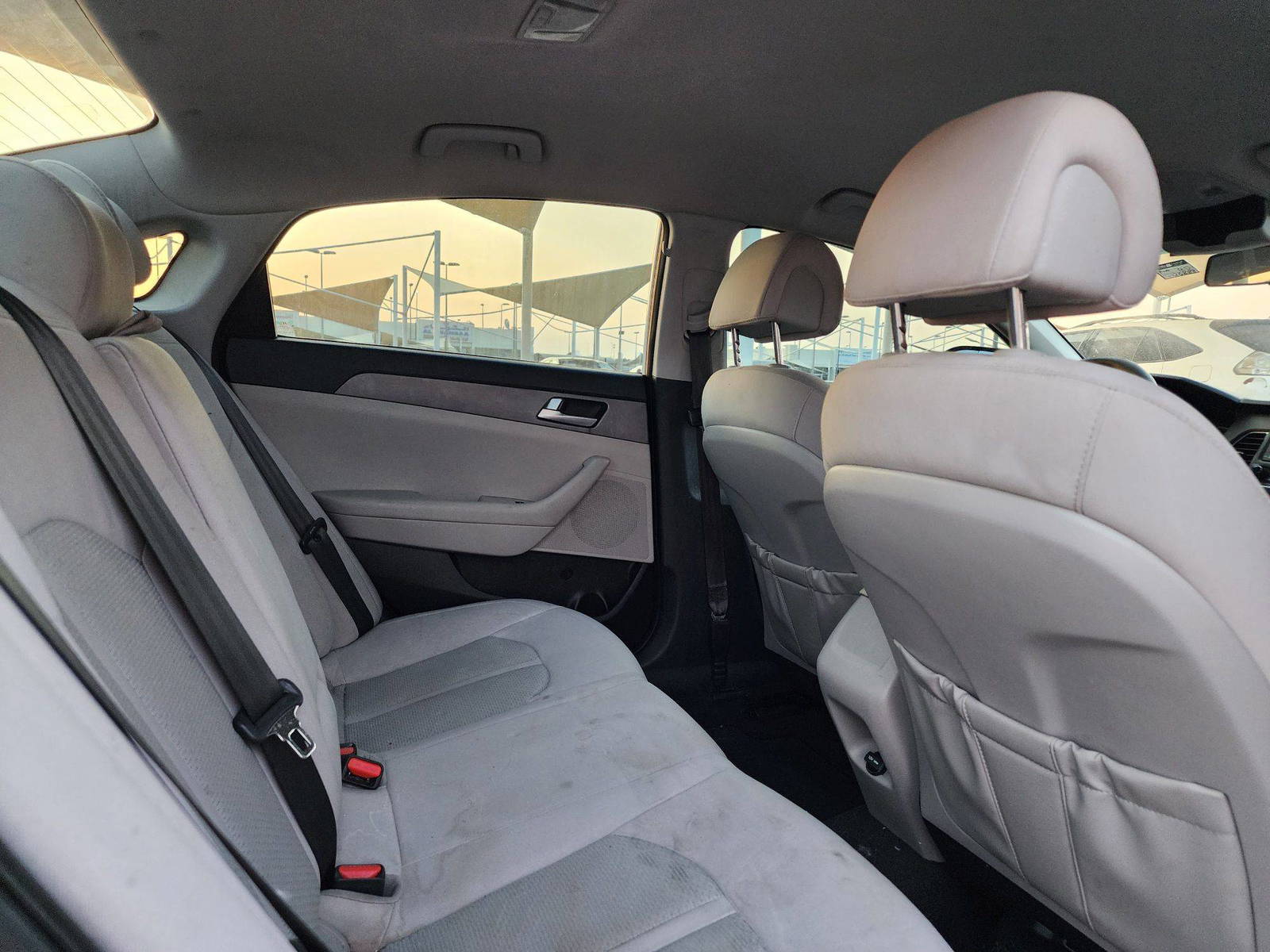 2016 HYUNDAI SONATA — 125883 Miles — Lot 38538574 — Souq - Marhaba Auctions Used Cars - Image 4