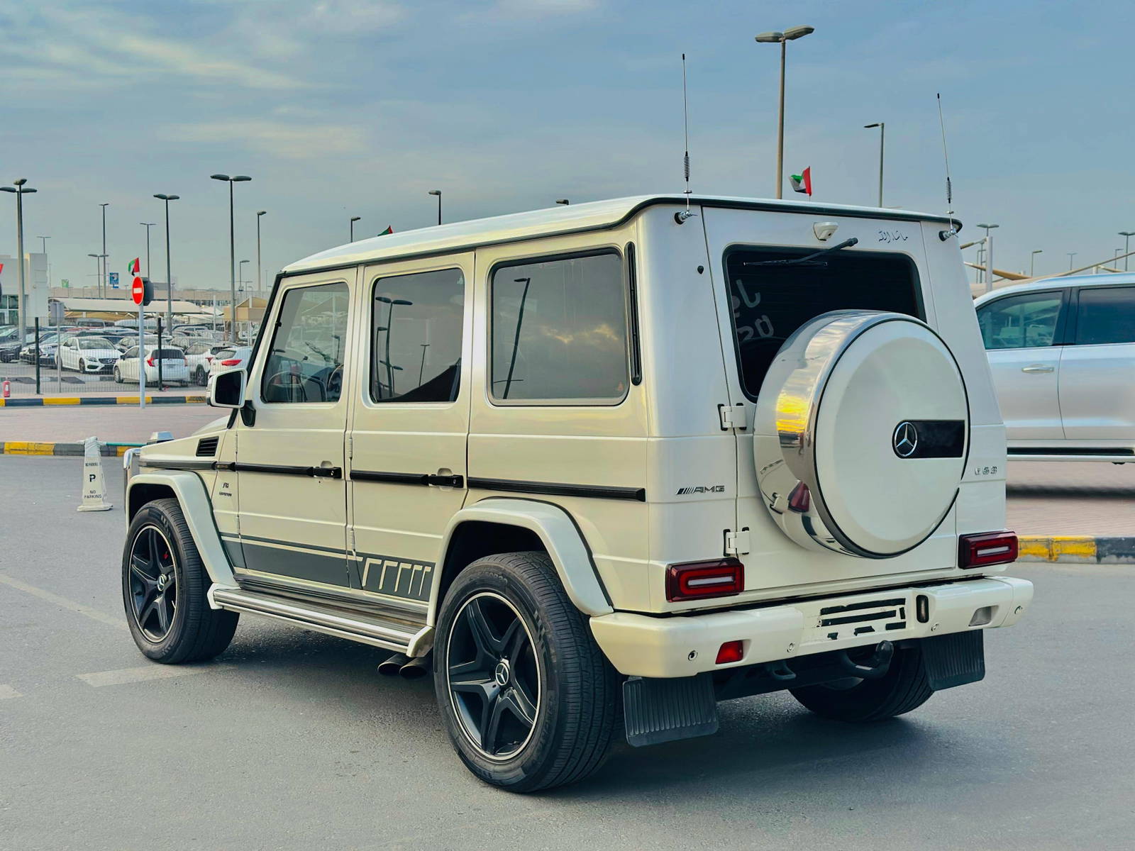 2011 MERCEDES BENZ G55 — 285222 KM — Lot X187103 — Souq - Marhaba Auctions Used Cars - Image 4