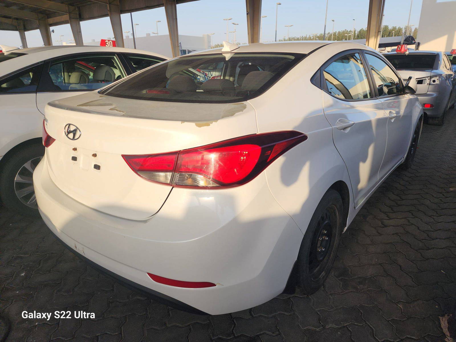 2016 HYUNDAI ELANTRA — 166772 KM — Lot 166772 - Marhaba Auctions Used Cars - Image 3