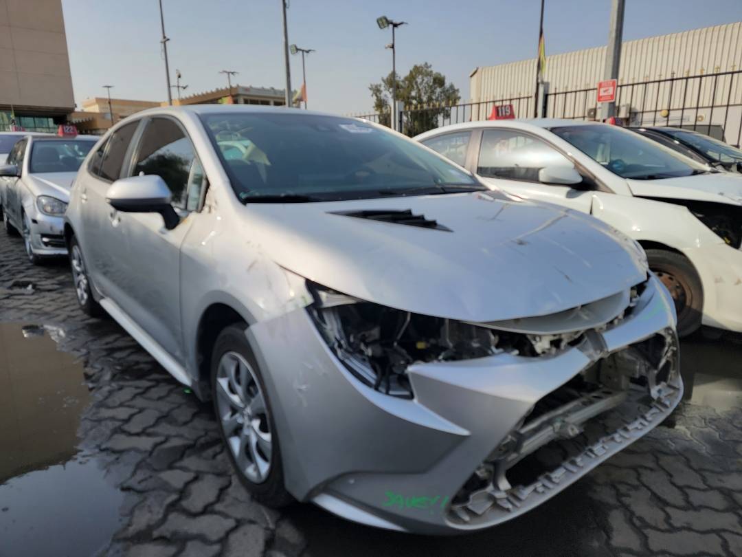 2021 TOYOTA COROLLA — 85952 Miles — Lot 40040204 — Souq - Marhaba Auctions Used Cars - Image 4