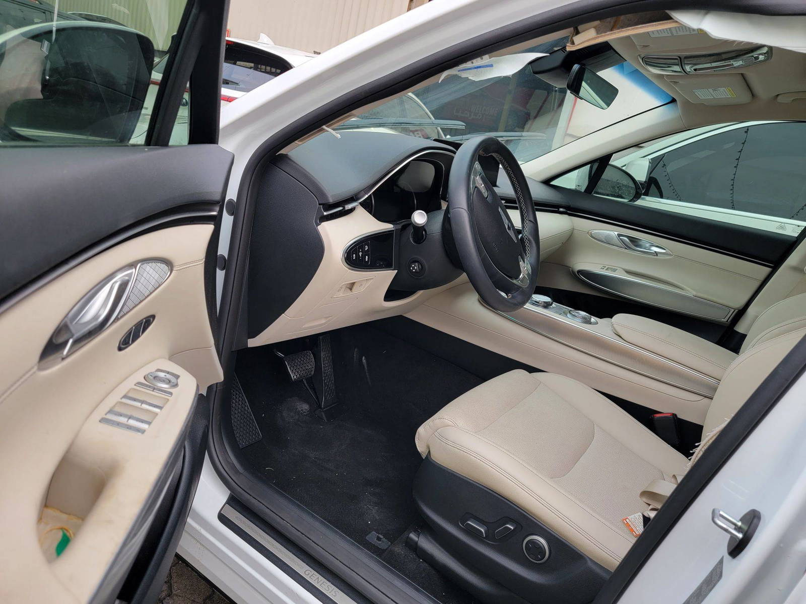 GENESIS GV70 2024 - Marhaba Auction Used Cars - Image 8