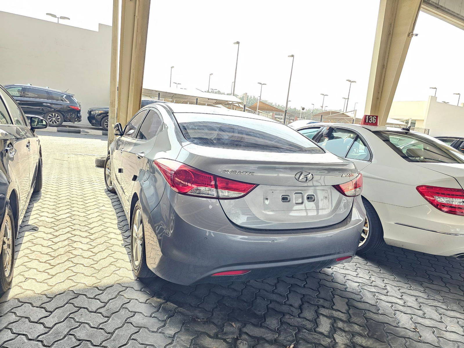 2012 HYUNDAI AVANTE — 150590 KM — Lot 269446 — Souq - Marhaba Auctions Used Cars - Image 4