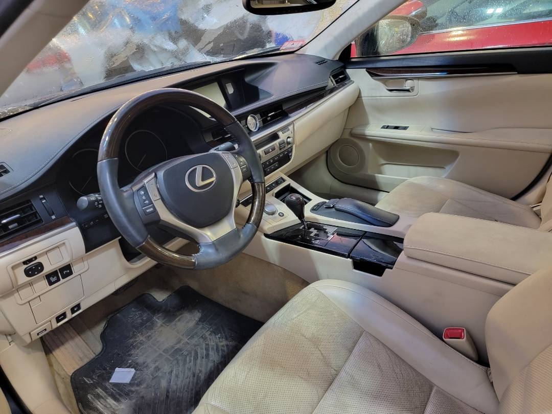 2015 LEXUS ES 350 — 72312 Miles — Lot 2166033 - Marhaba Auctions Used Cars - Image 5