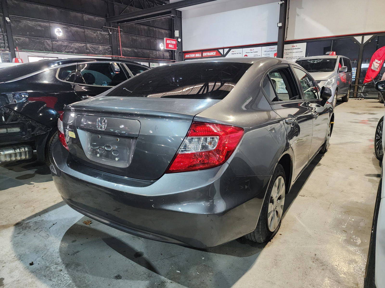 2012 HONDA CIVIC — 245128 KM — Lot 12329409 — Al Quoz - Marhaba Auctions Used Cars - Image 3