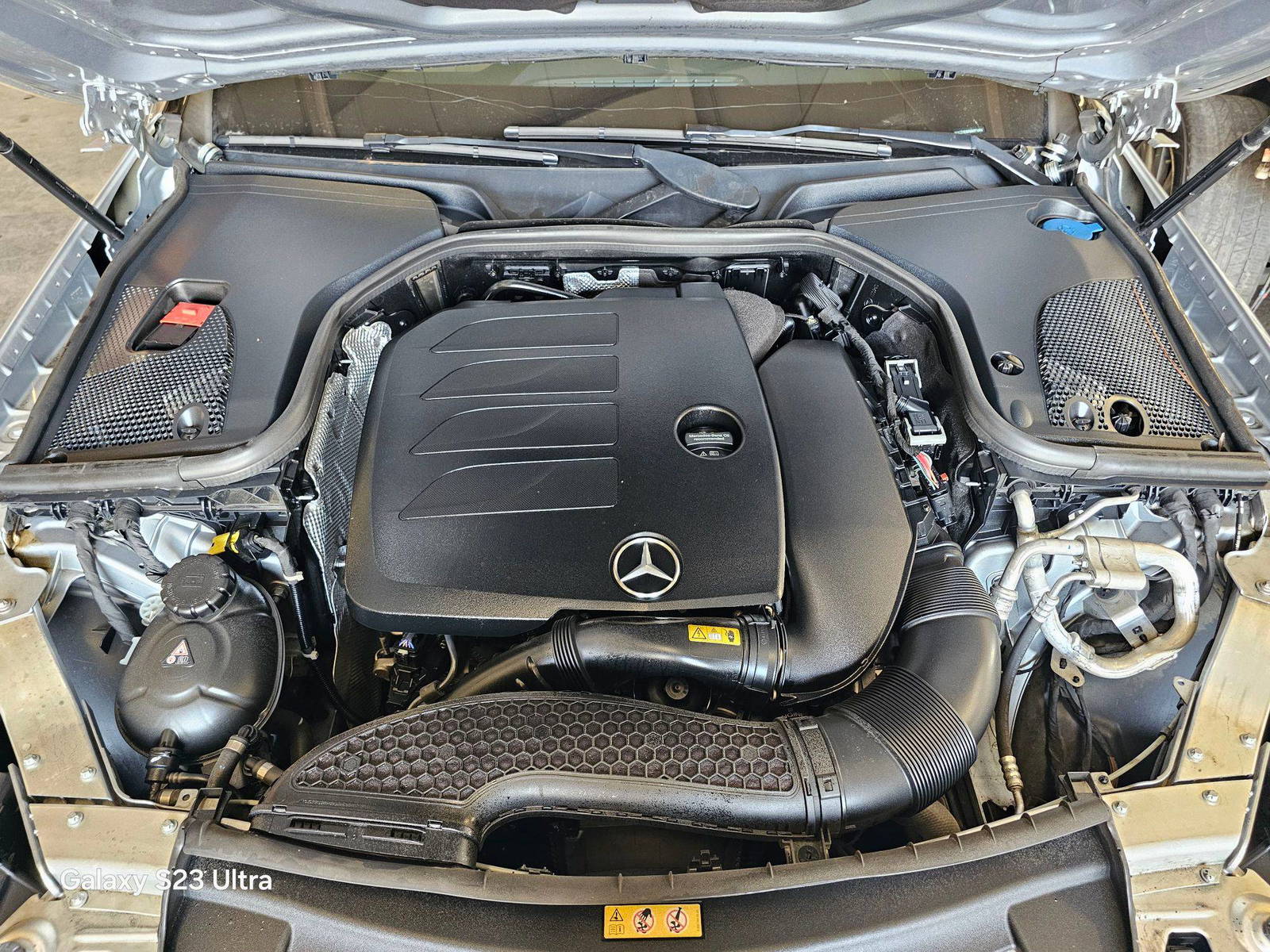 MERCEDES BENZ E 350 2021 - Marhaba Auction Used Cars - Image 9