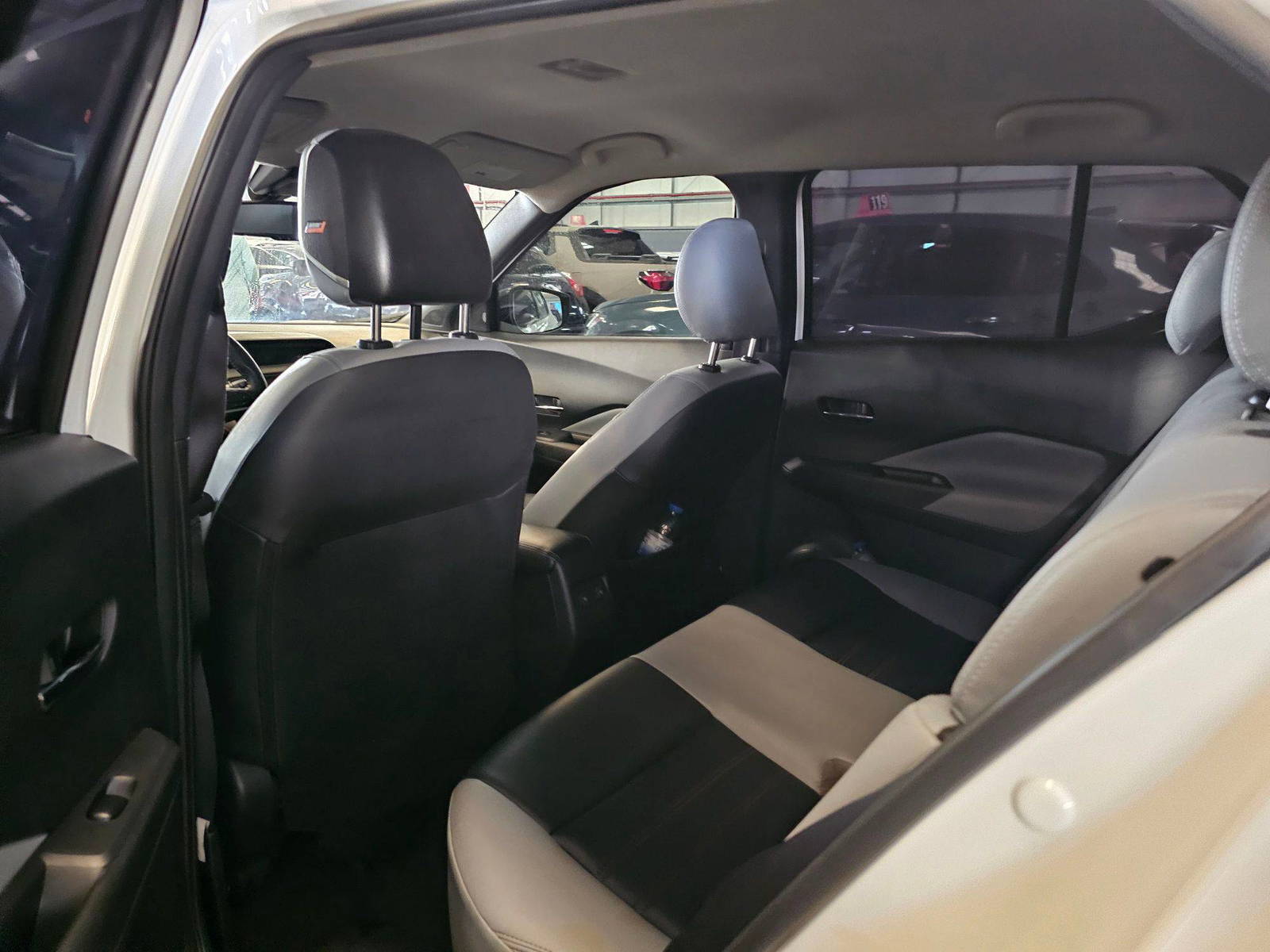 2022 NISSAN KICKS — 44109 KM — Lot V1ML548600 — Main - Marhaba Auctions Used Cars - Image 7