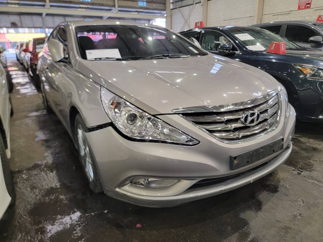 2011 HYUNDAI SONATA — 162915 KM — Lot 335656 — Main - Marhaba Auctions Used Cars - Image 4