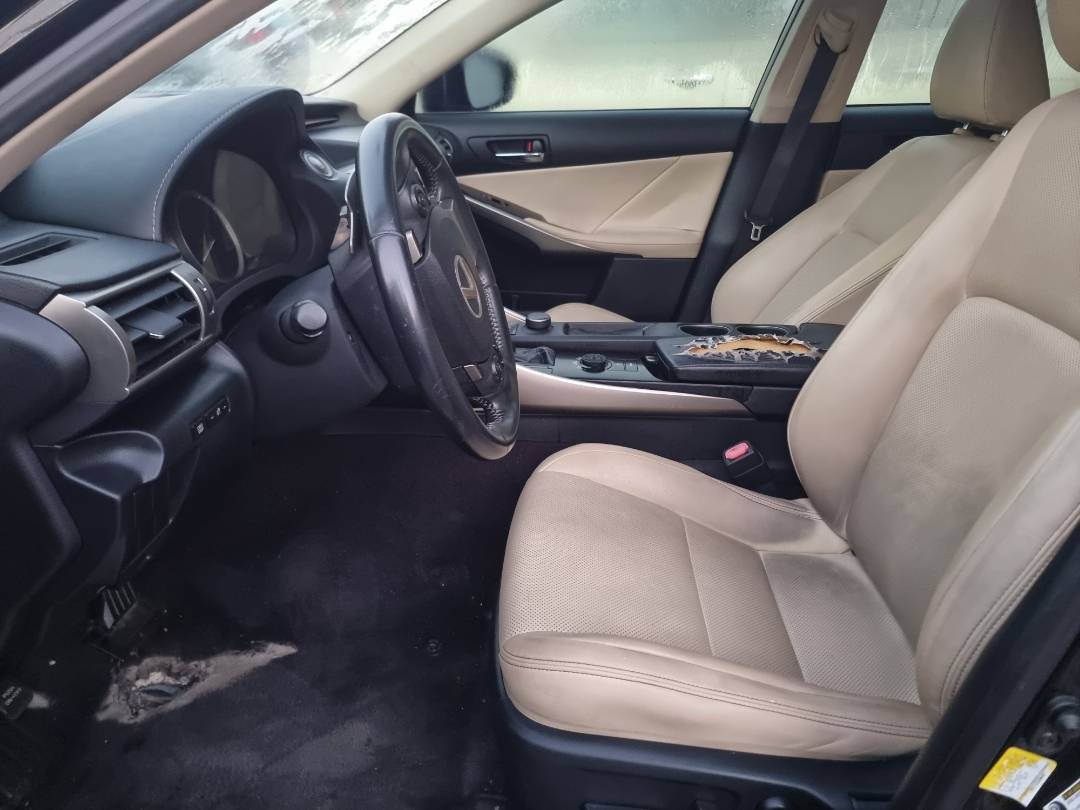 2014 LEXUS IS 250 — 185772 Miles — Lot 000493 — Souq - Marhaba Auctions Used Cars - Image 6
