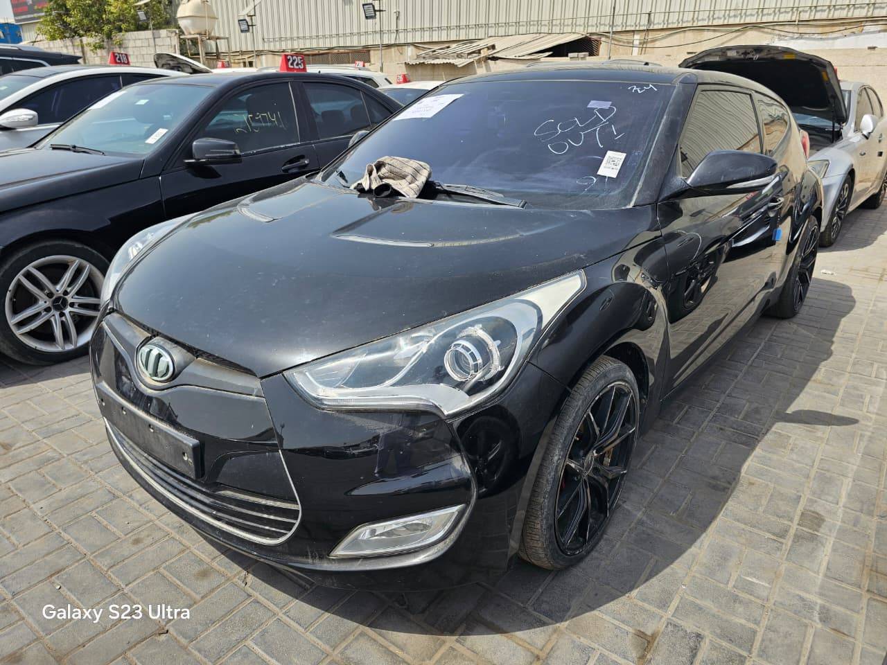 2014 HYUNDAI VELOSTER — 62368 KM — Lot 193749 — Ind. 12 - Marhaba Auctions Used Cars - Image 4