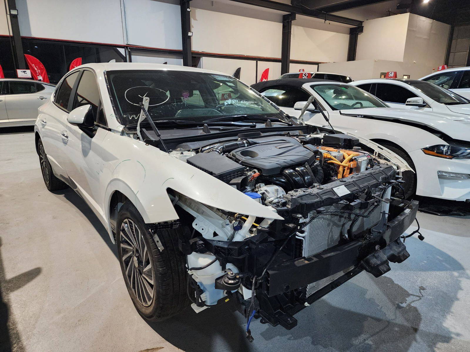 2021 HYUNDAI SONATA — 42857 Miles — Lot 23609 — Al Quoz - Marhaba Auctions Used Cars - Image 4