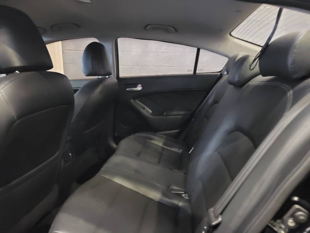 2015 KIA K3 — 115488 KM — Lot 929612 — Main - Marhaba Auctions Used Cars - Image 7