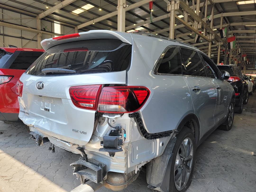 2019 KIA SORENTO — 75195 Miles — Lot 610359 — Ind. 12 - Marhaba Auctions Used Cars - Image 4