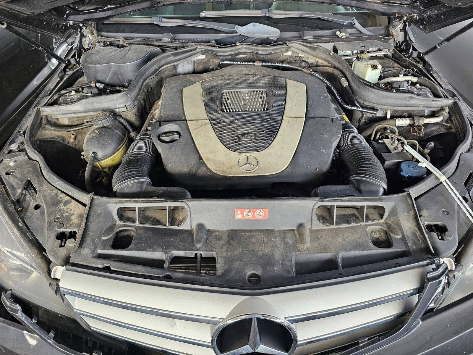 2009 MERCEDES BENZ C 350 — 207273 KM — Lot 40014852 — Souq - Marhaba Auctions Used Cars - Image 10