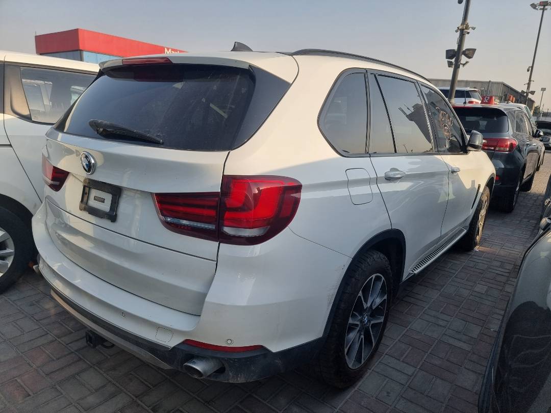 2015 BMW X5 SDRIVE35I — 157872 Miles — Lot 64110 — Souq - Marhaba Auctions Used Cars - Image 6