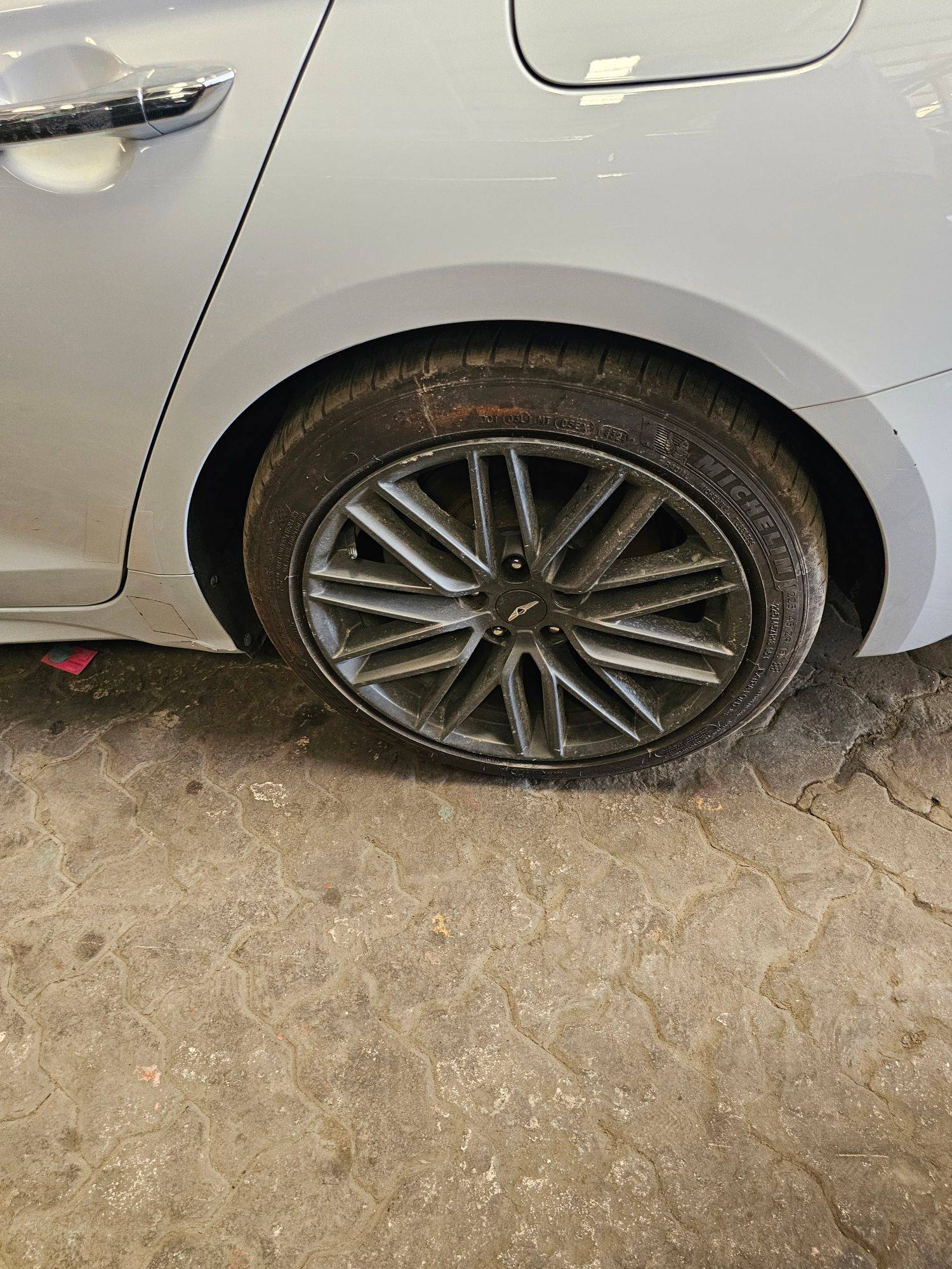 GENESIS G70 2019 - Marhaba Auction Used Cars - Image 7