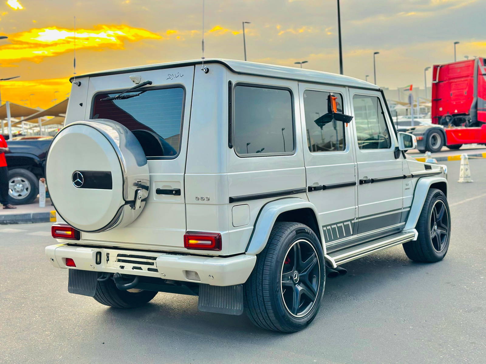2011 MERCEDES BENZ G55 — 285222 KM — Lot X187103 — Souq - Marhaba Auctions Used Cars - Image 5