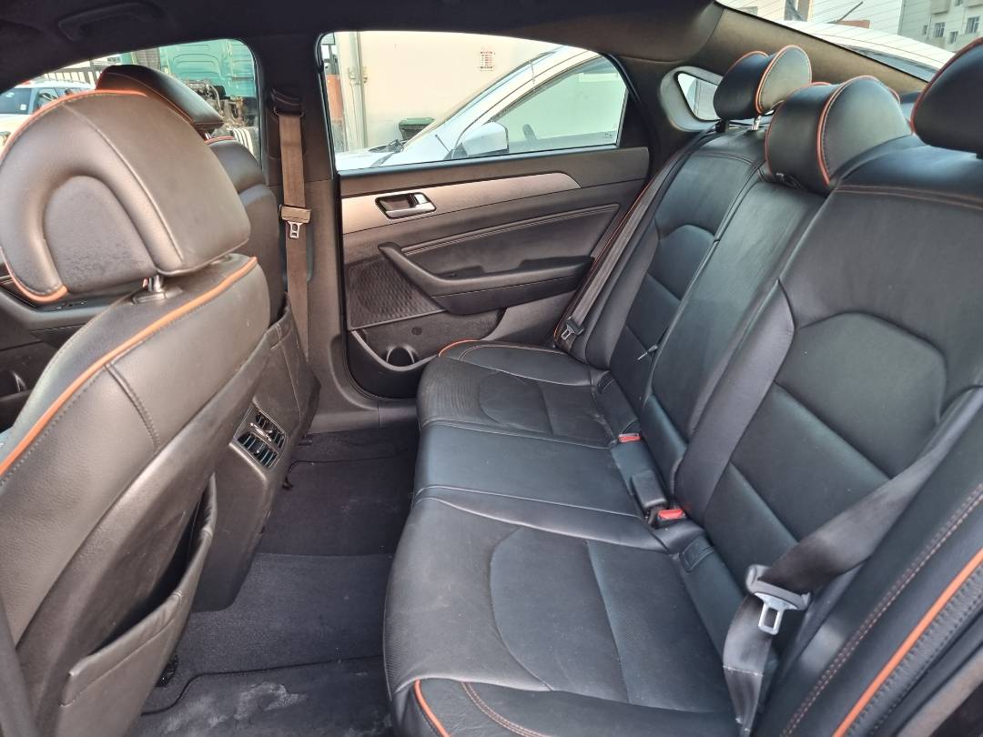2015 HYUNDAI SONATA — 150673 Miles — Lot 215487 — Ind. 12 - Marhaba Auctions Used Cars - Image 7