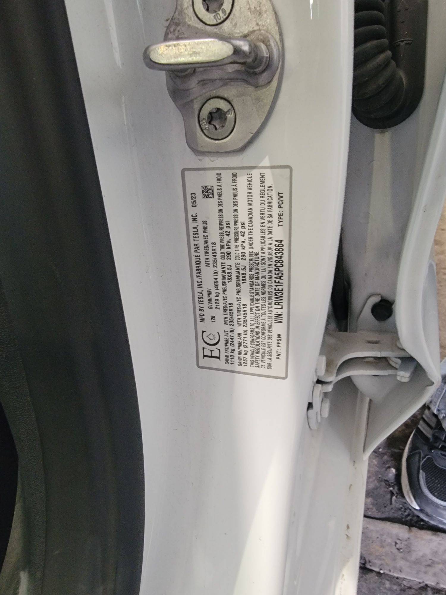 TESLA MODEL 3 2023 - Marhaba Auction Used Cars - Image 9