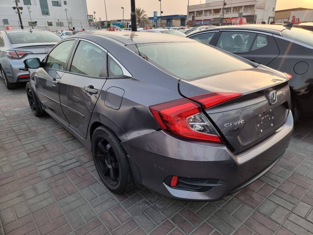 2016 HONDA CIVIC — 110481 Miles — Lot 125478 — Ind. 12 - Marhaba Auctions Used Cars - Image 4