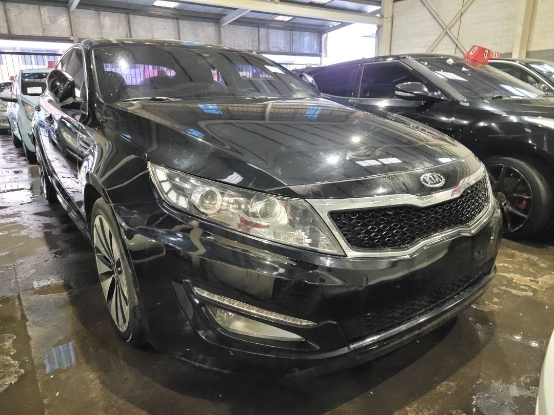 2011 KIA K5 — 171176 KM — Lot 172221 — Souq - Marhaba Auctions Used Cars - Image 4