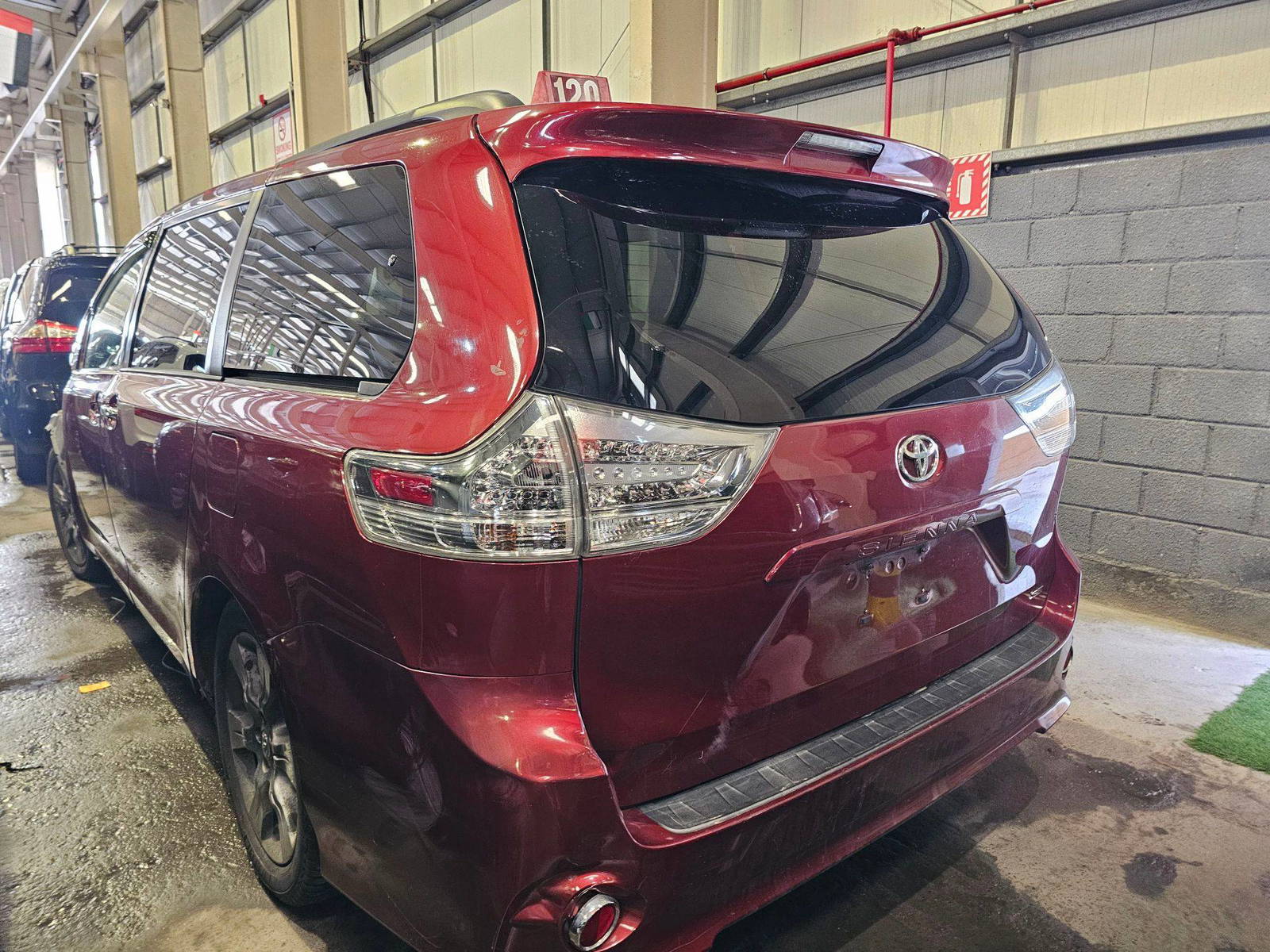 TOYOTA SIENNA 2013 - Marhaba Auction Used Cars - Image 3