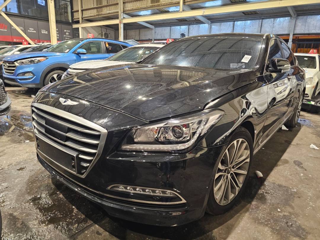 2014 HYUNDAI GENESIS — 249025 KM — Lot 002716 — Main - Marhaba Auctions Used Cars - Image 6