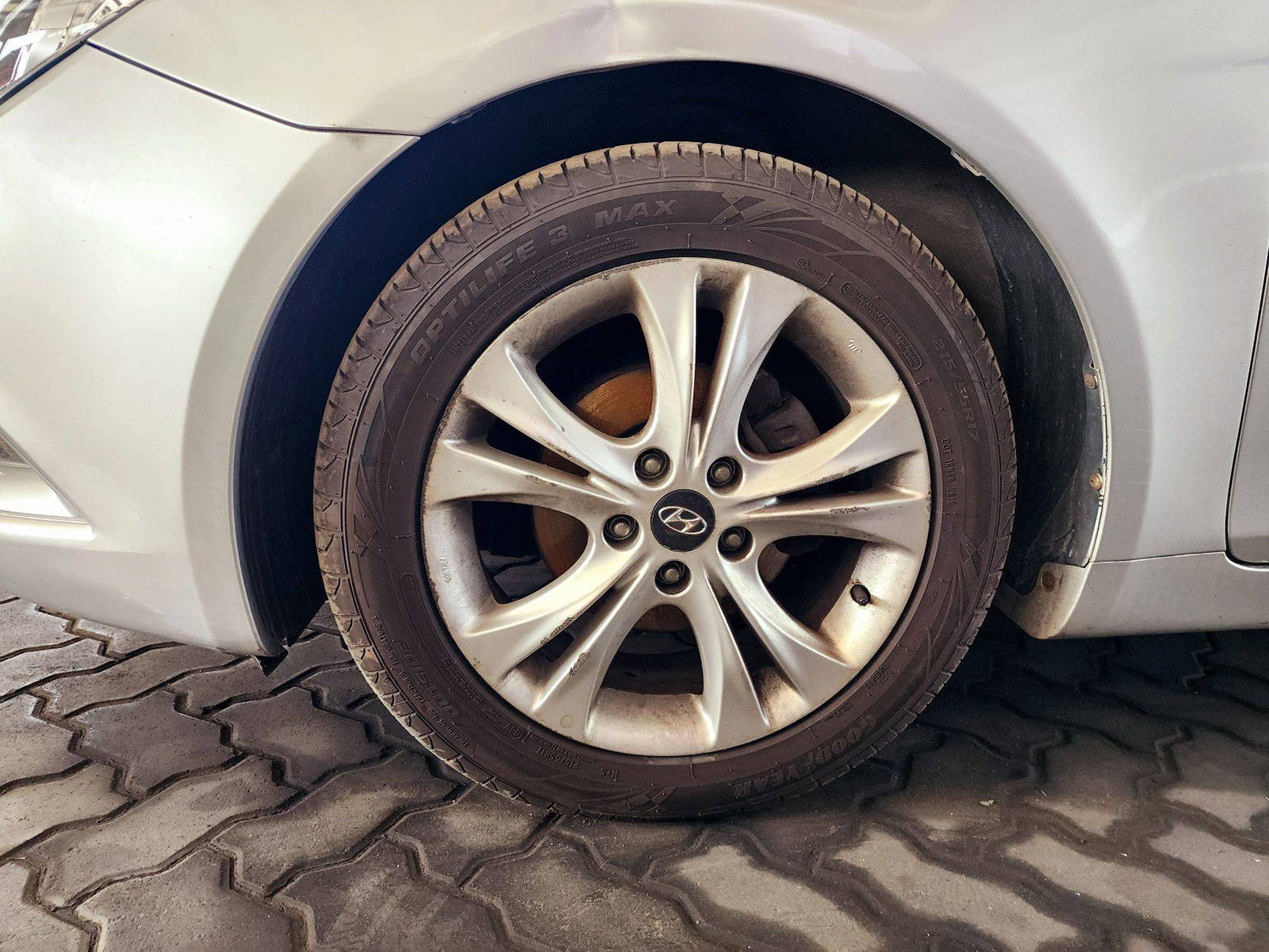 2012 HYUNDAI SONATA — 269089 KM — Lot 364368 — Souq - Marhaba Auctions Used Cars - Image 10