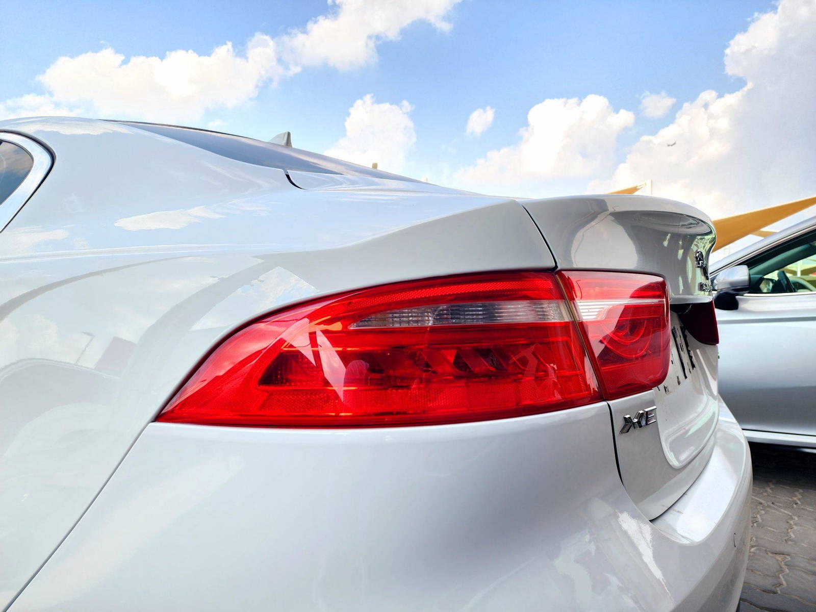 2016 JAGUAR XE PREMIUM — 194450 KM — Lot GA923879 — Souq - Marhaba Auctions Used Cars - Image 11