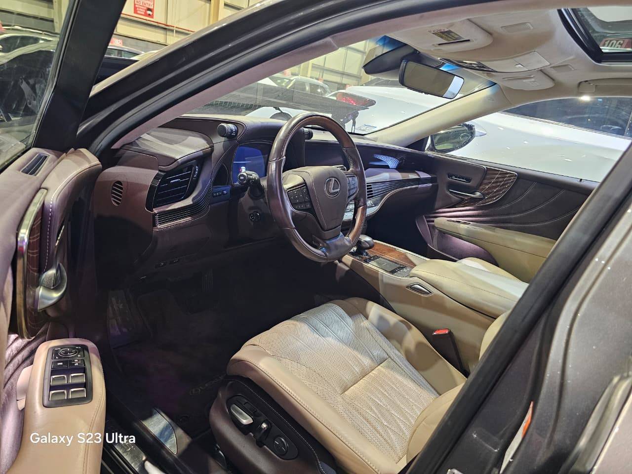 2018 LEXUS LS 500 — 23039 Miles — Lot 43175596 — Main - Marhaba Auctions Used Cars - Image 9
