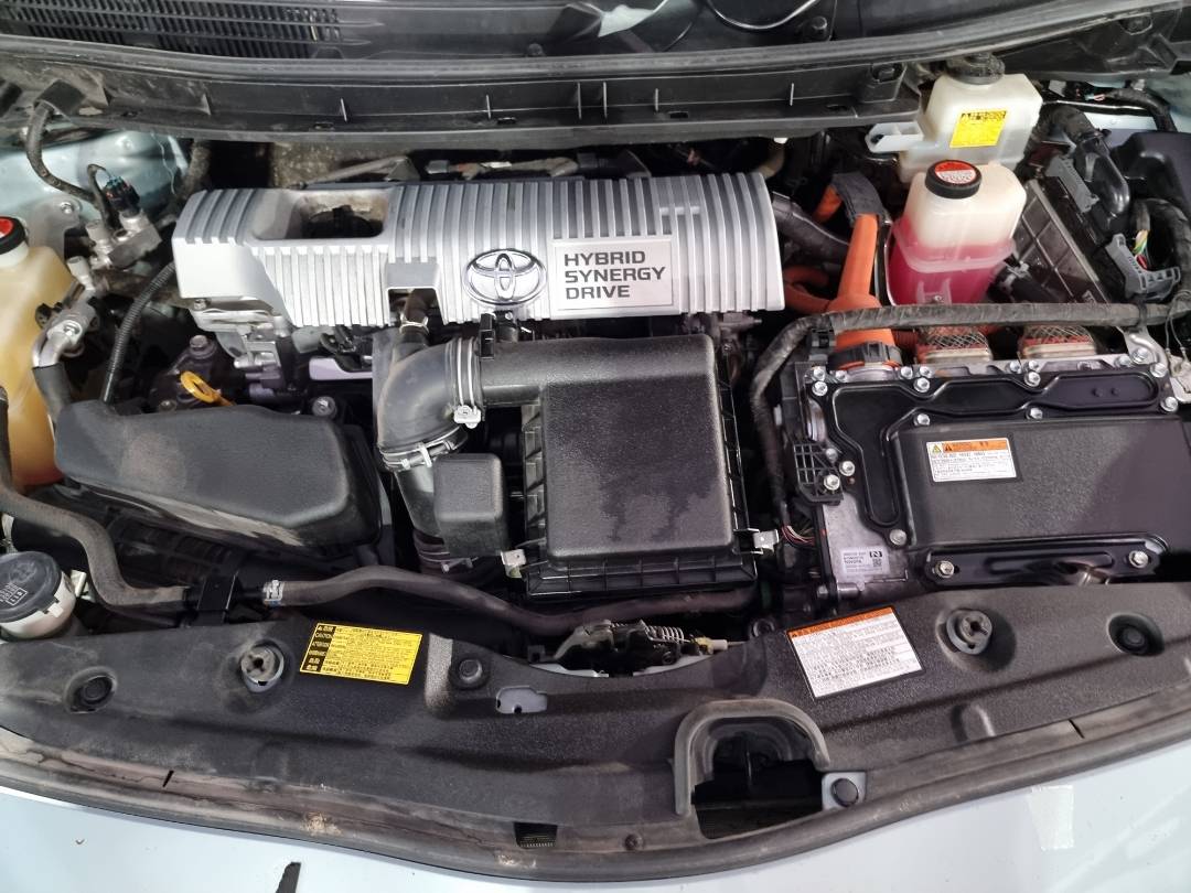 2015 TOYOTA PRIUS — 256146 Miles — Lot 892761 — Ind. 12 - Marhaba Auctions Used Cars - Image 11