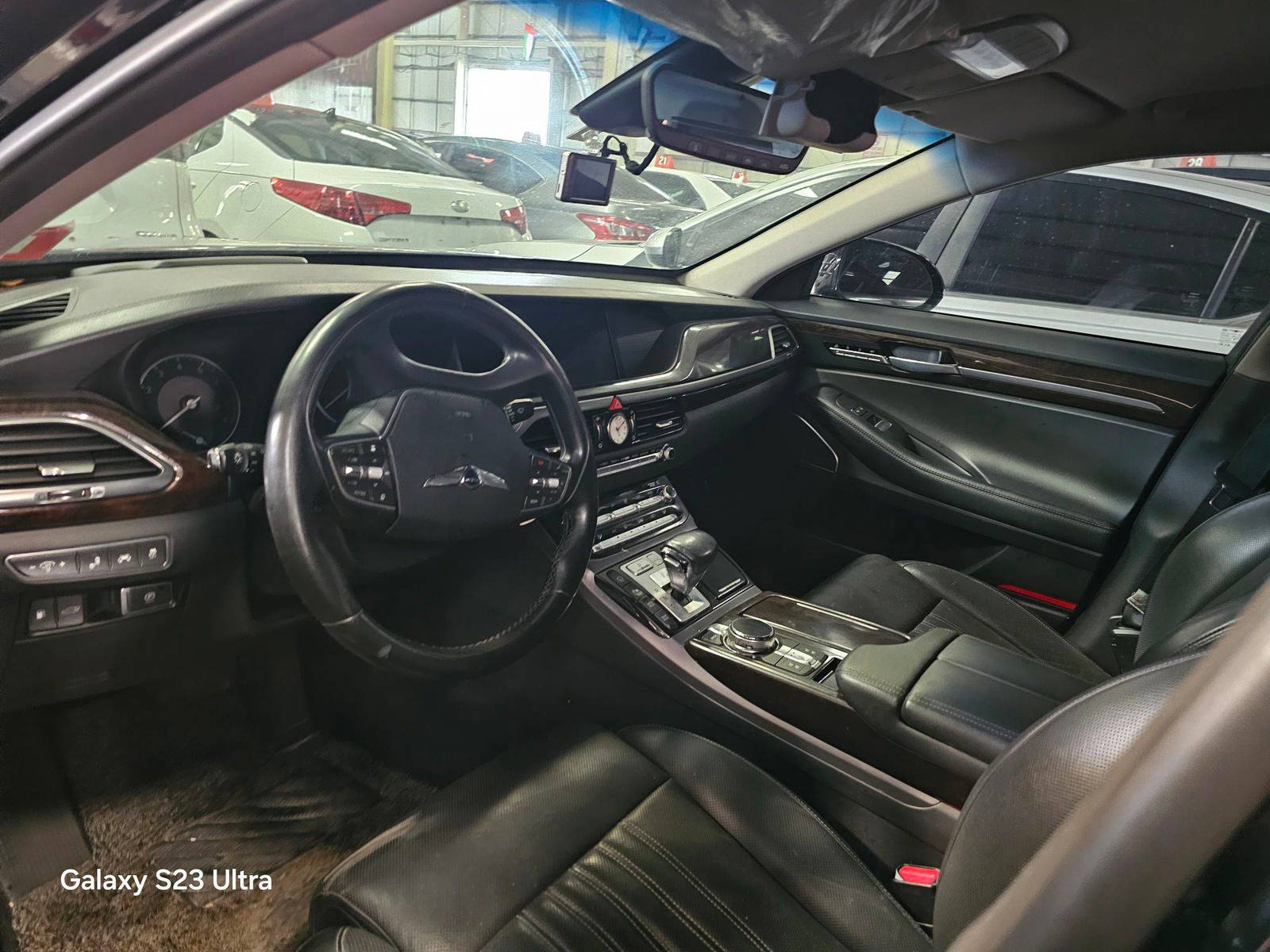 HYUNDAI GENESIS 2016 - Marhaba Auction Used Cars - Image 8