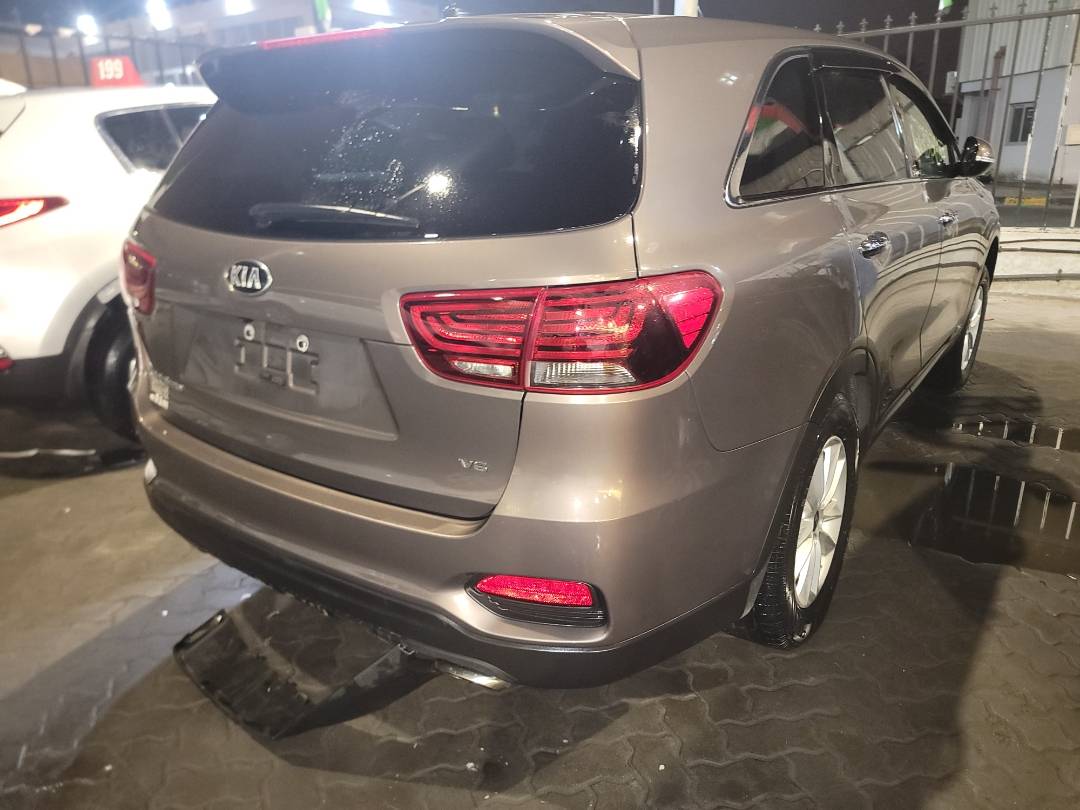 2019 KIA SORENTO — 123573 Miles — Lot 445910 - Marhaba Auctions Used Cars - Image 4