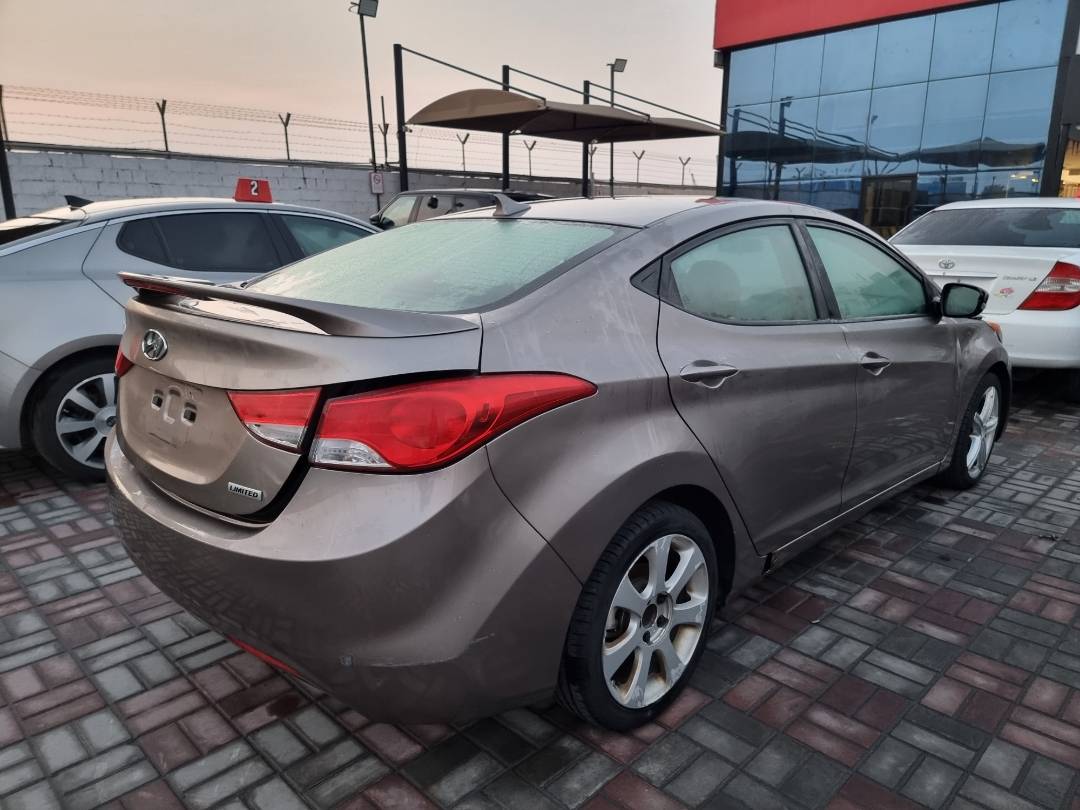 2013 HYUNDAI ELANTRA — 188907 Miles — Lot 124587 — Souq - Marhaba Auctions Used Cars - Image 5