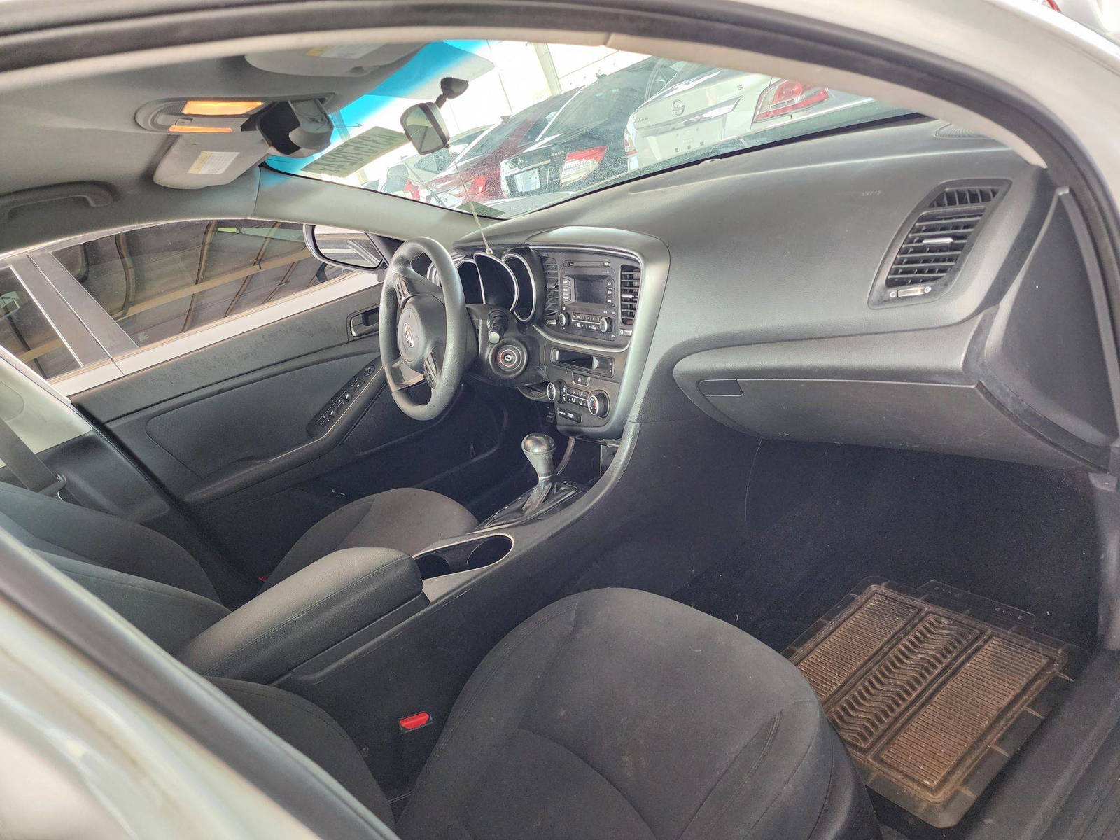 2015 KIA OPTIMA — 159602 Miles — Lot 43157824 — Souq - Marhaba Auctions Used Cars - Image 5