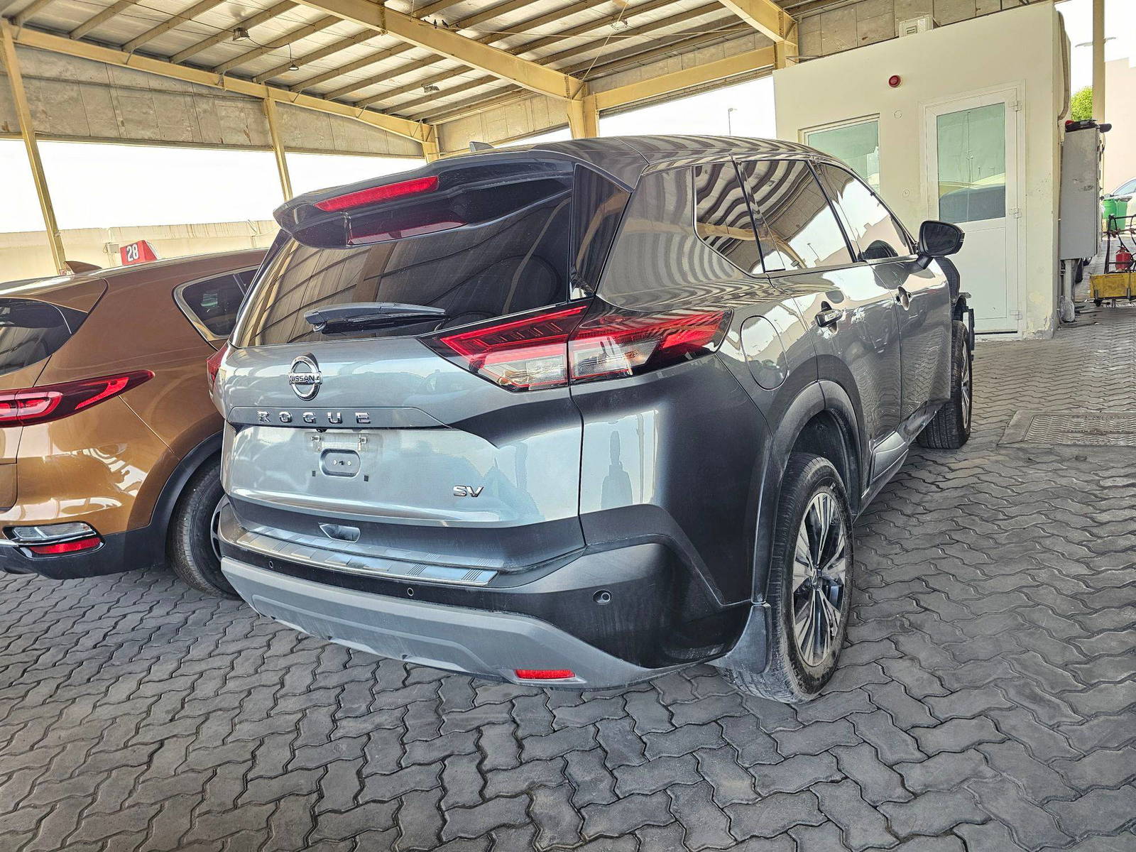 NISSAN ROGUE 2021 - Marhaba Auction Used Cars - Image 3